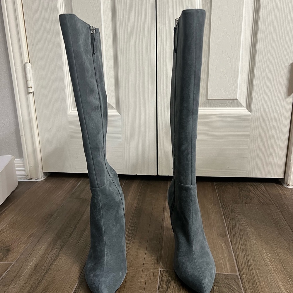NIB White House Black Market tall gray suede boots